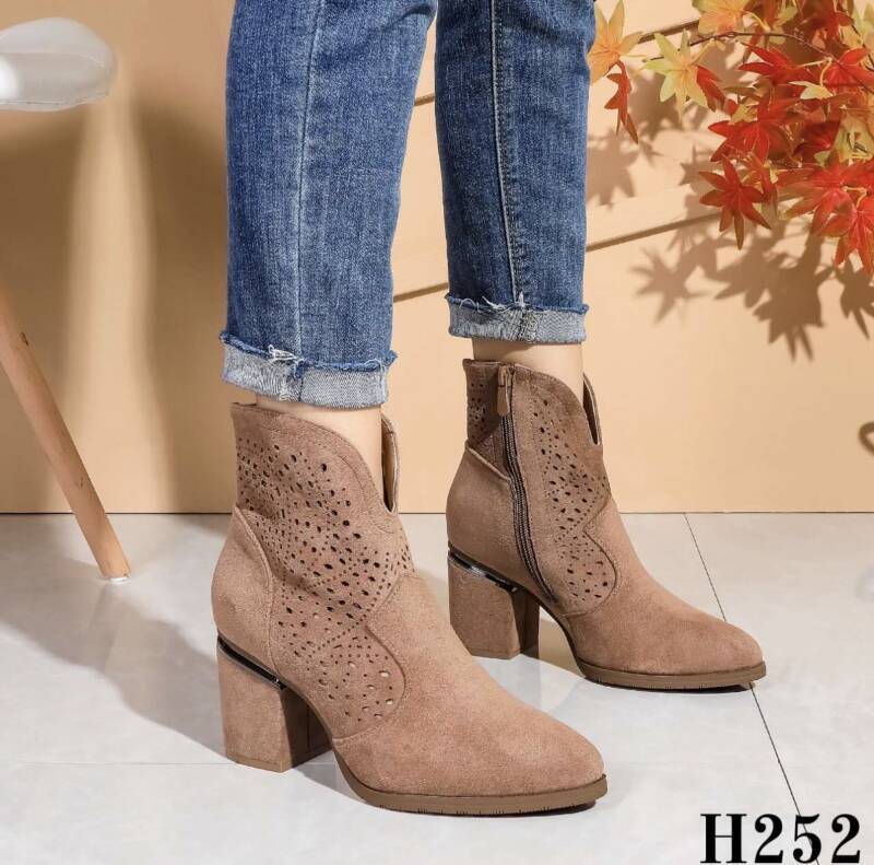 Botki damskie Roz 36-41 / 12 par